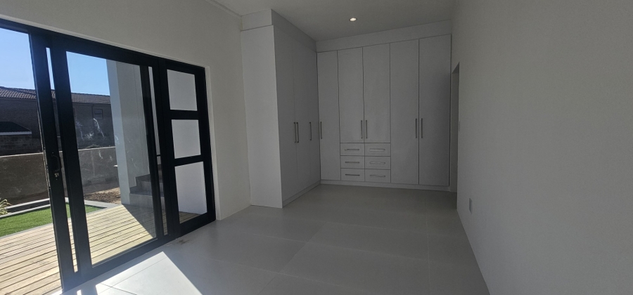 3 Bedroom Property for Sale in Myburgh Park Western Cape